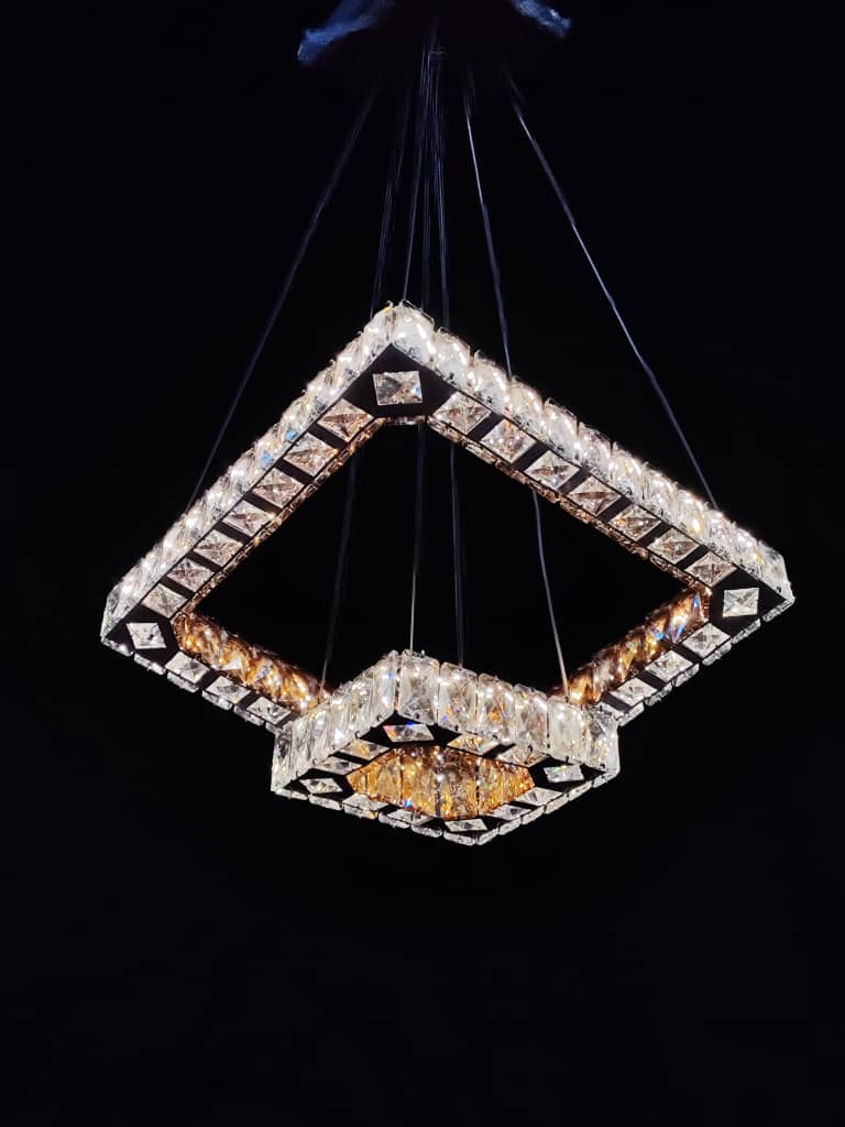 تولید و فروش عمده و تک لوستر مدرن نورانیوم در شهرک صنعتی قرچک